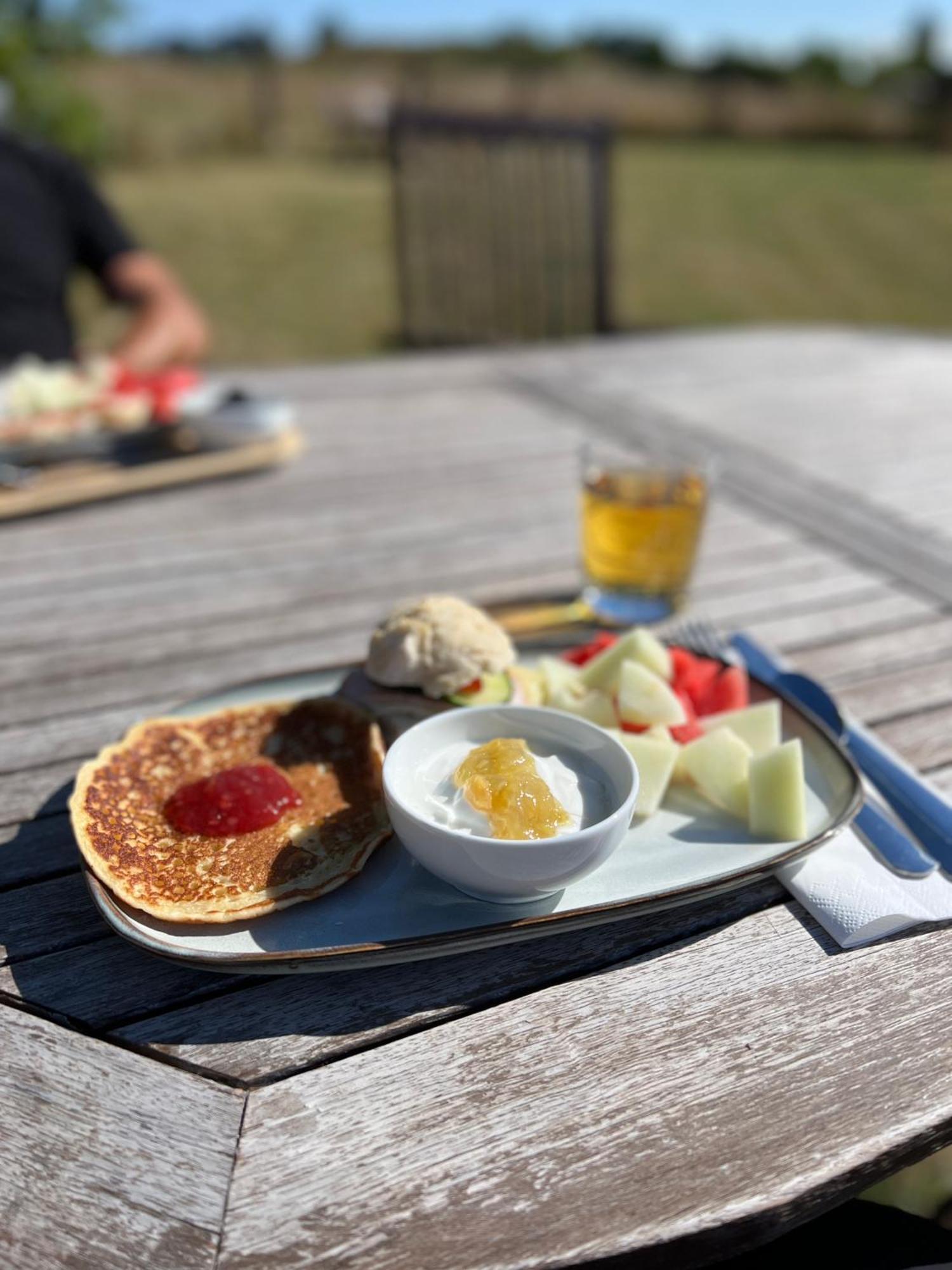 Backadal Gard Bnb Ystad Buitenkant foto
